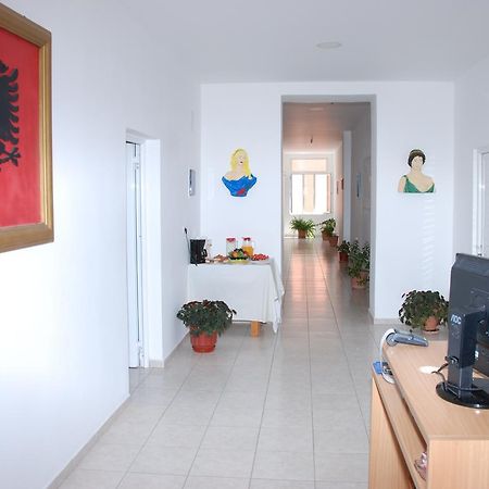 סרנדה Casa Mia Hotel מראה חיצוני תמונה