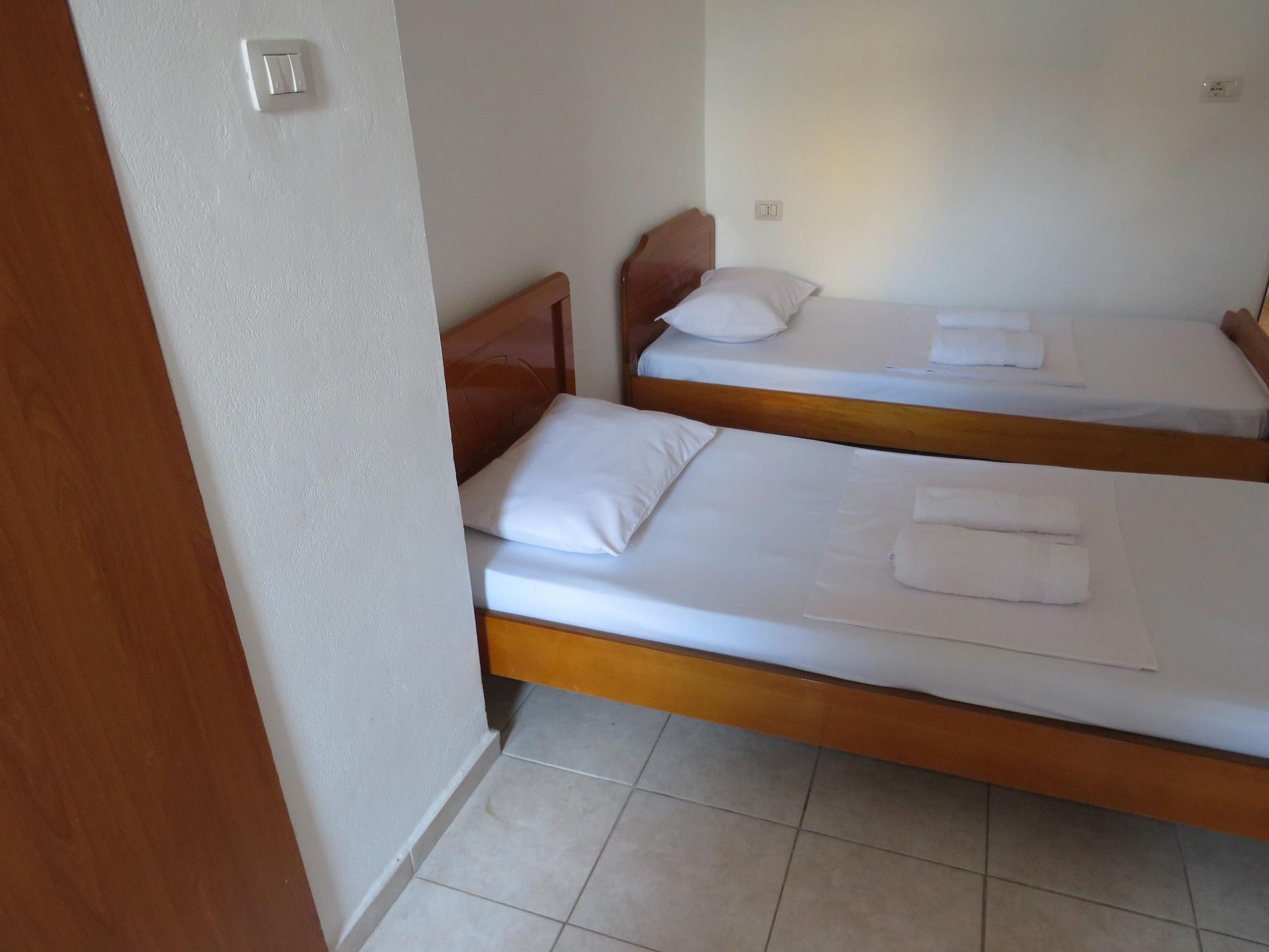 סרנדה Casa Mia Hotel מראה חיצוני תמונה