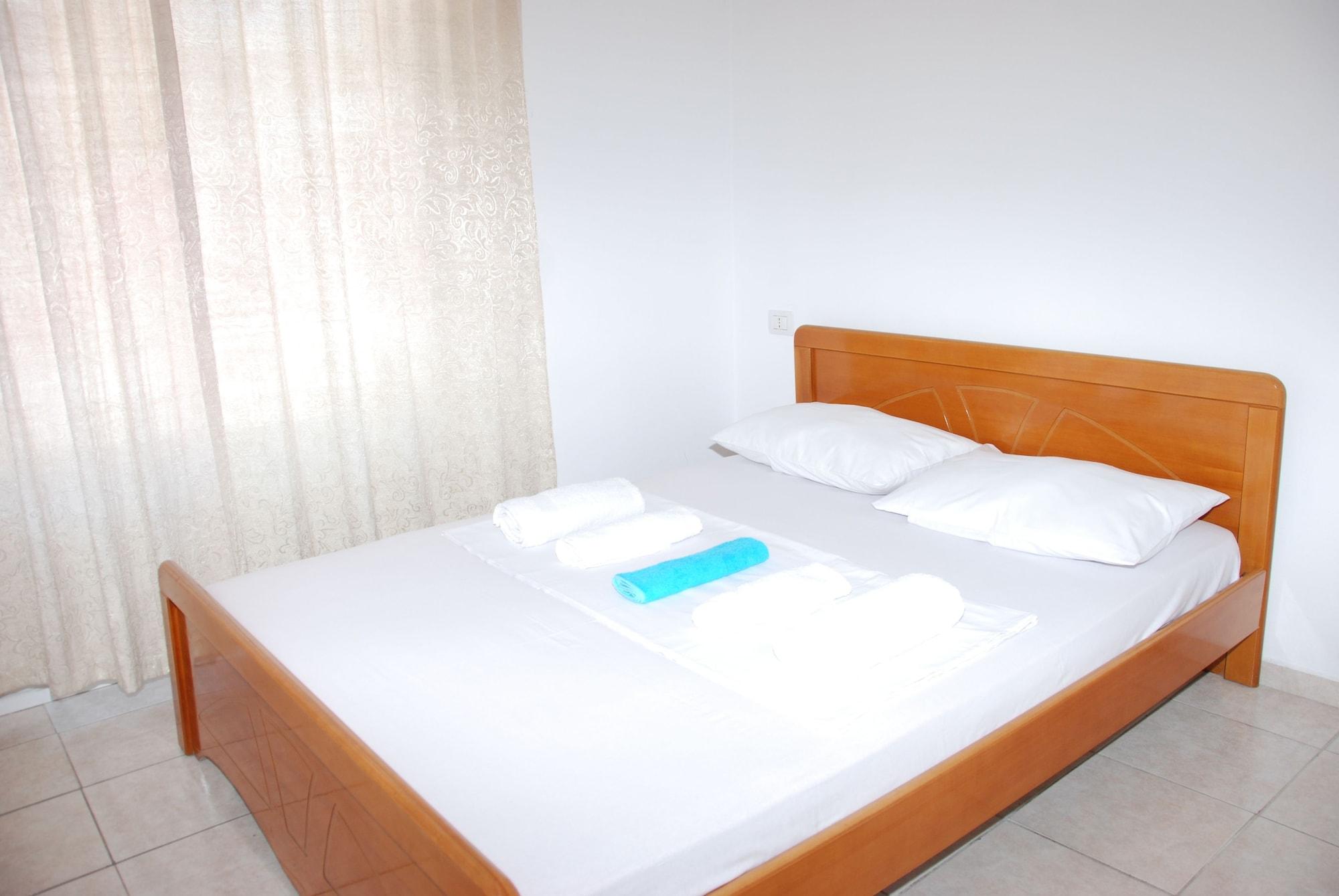 סרנדה Casa Mia Hotel מראה חיצוני תמונה