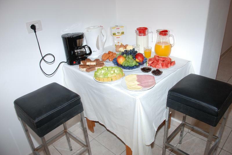 סרנדה Casa Mia Hotel מראה חיצוני תמונה